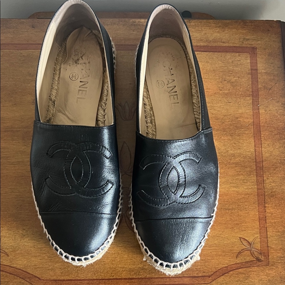 CHANEL Black Leather CC Espadrille Flats